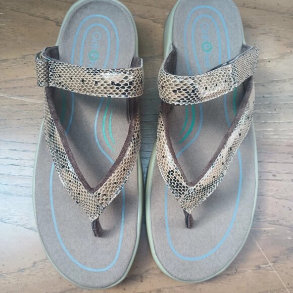 Orthofeet Gaya Thong Sandals Womens 9.5 WIDE Brown Snake Print Orthotic Insole - Picture 12 of 12
